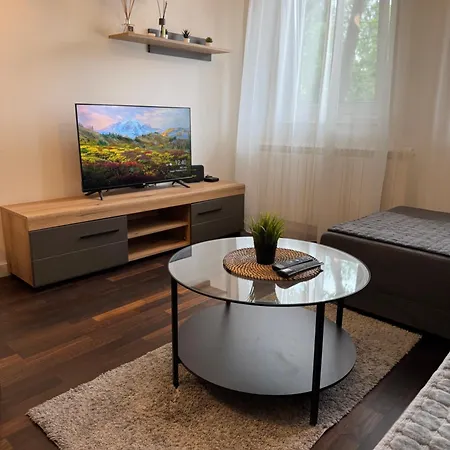 Delete 8 Apartment Belgrad