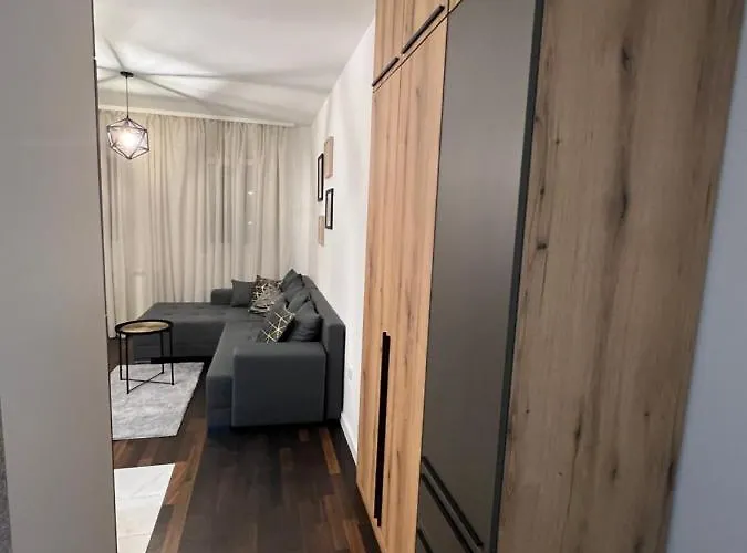 Delete 8 아파트 *