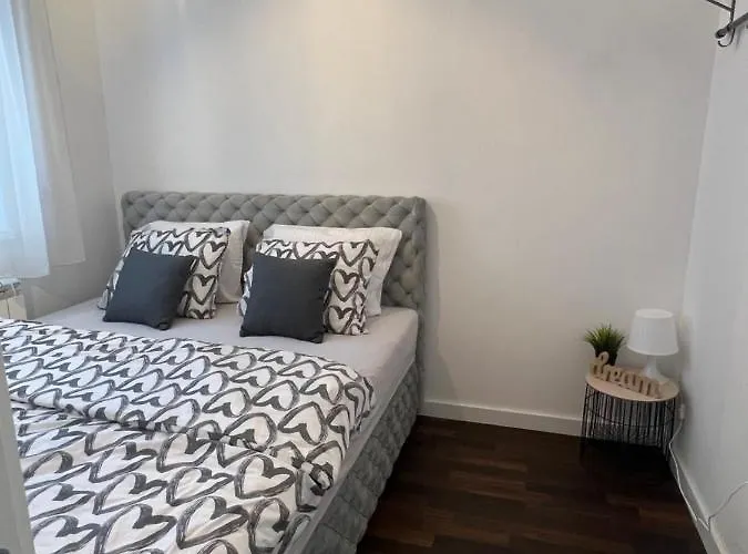 Delete 8 베오그라드